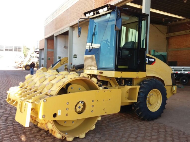 Cabines para Máquinas Rodoviárias